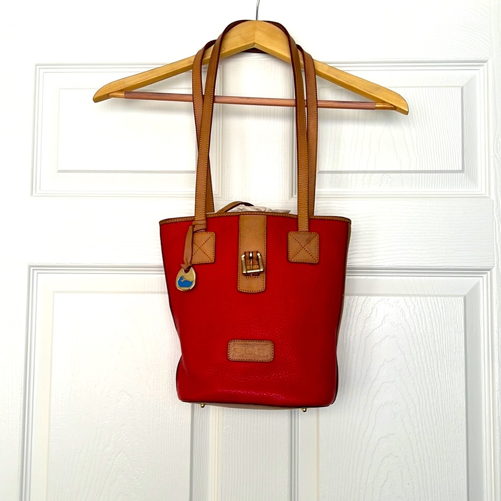 Vintage Red Dooney & Bourke tote